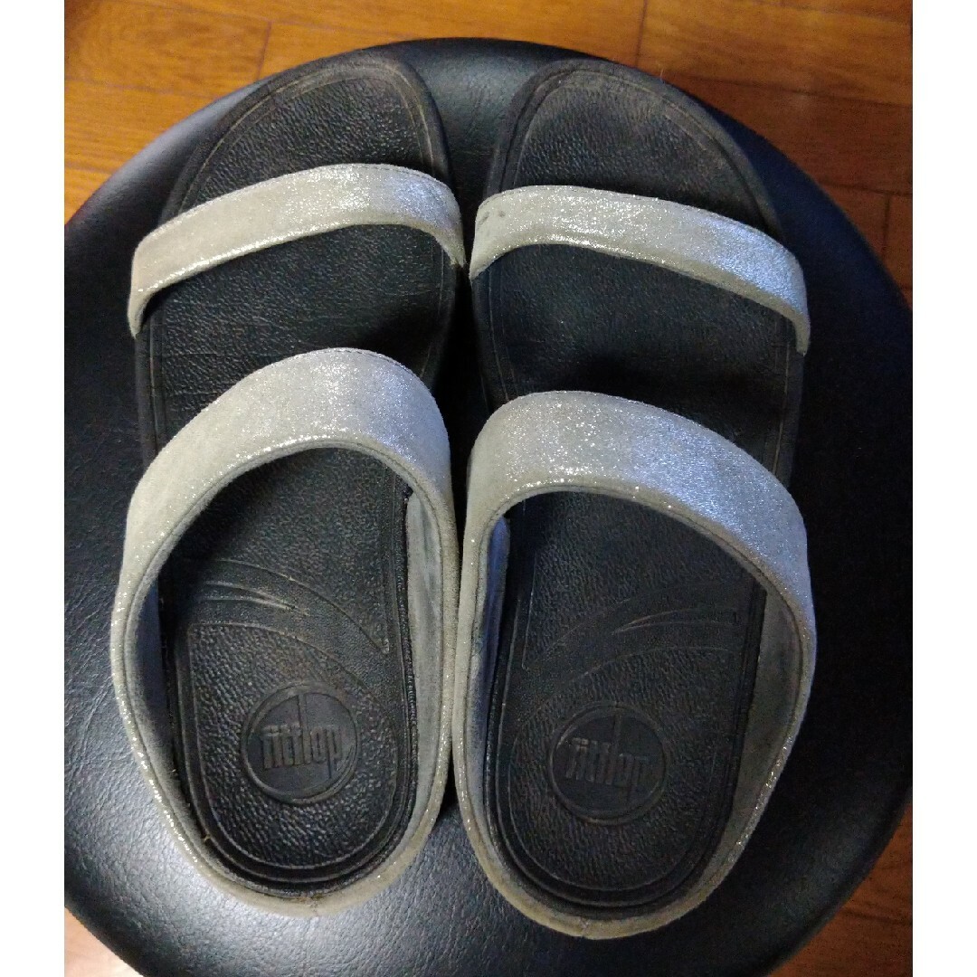 fitflop(フィットフロップ)の【イエロー様専用】フィットフロップ　サンダル　US7 レディースの靴/シューズ(サンダル)の商品写真