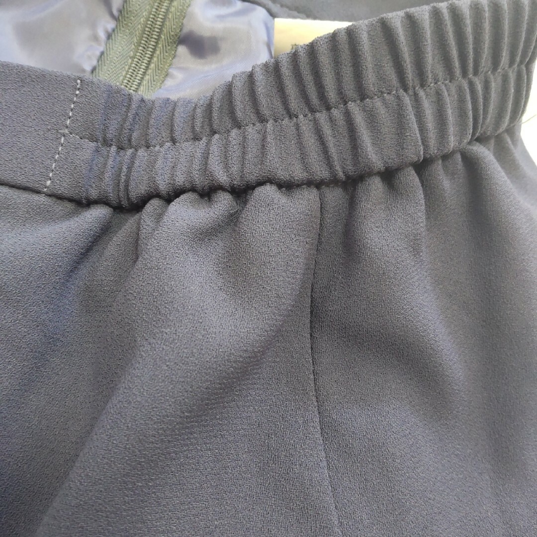 スカート  グレー レディースのスカート(ひざ丈スカート)の商品写真