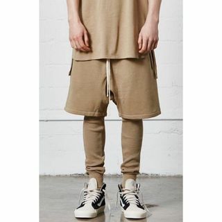 フィアオブゴッド(FEAR OF GOD)のfog essentials ショーツ レギンスセット カーキ(ショートパンツ)