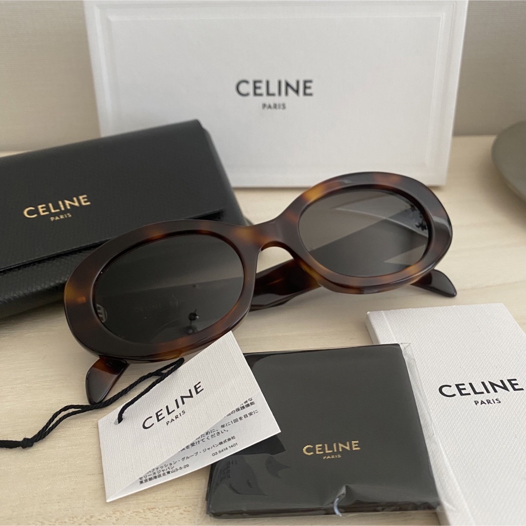 celine - 新品未使用♦︎セリーヌ トリオンフ サングラスの通販 by