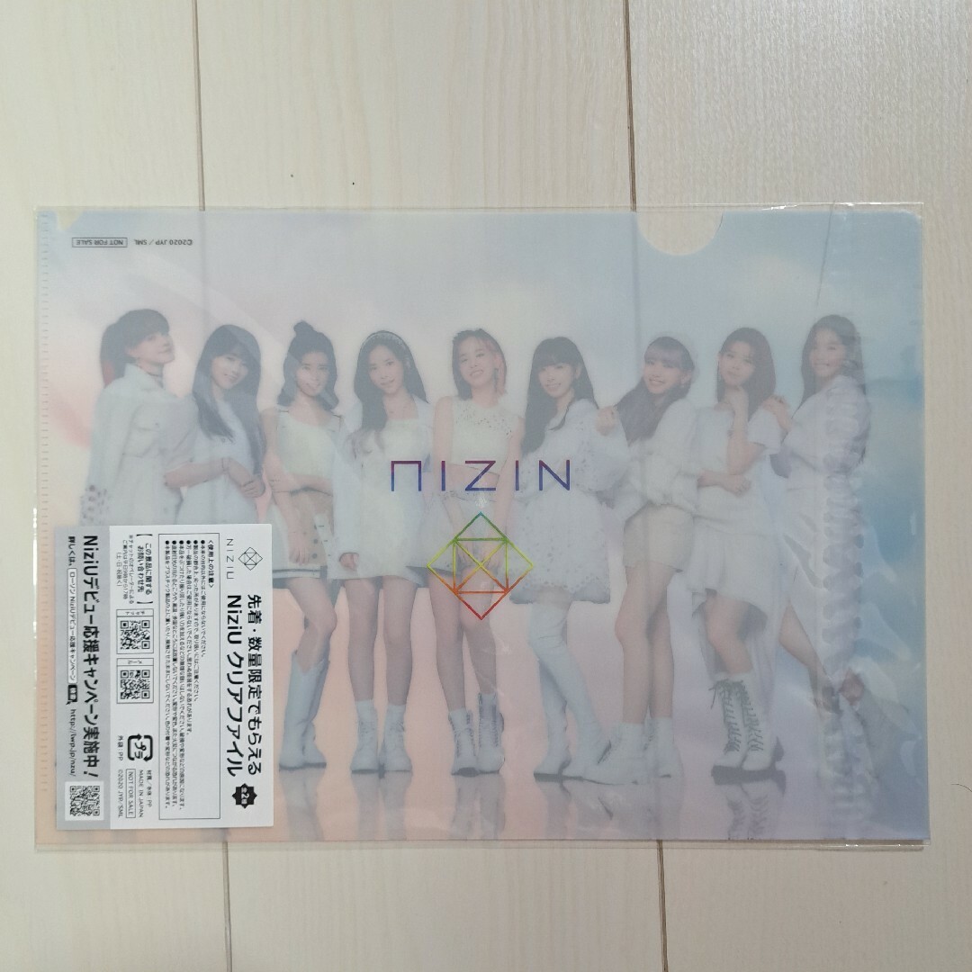 ファイル TWICE NiziU クリアファイル エンタメ/ホビーのCD(K-POP/アジア)の商品写真
