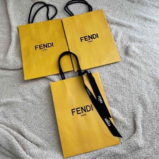 フェンディ(FENDI)のFENDI フェンディ　ショッパー　ショップ袋　3枚セット　リボン(ショップ袋)