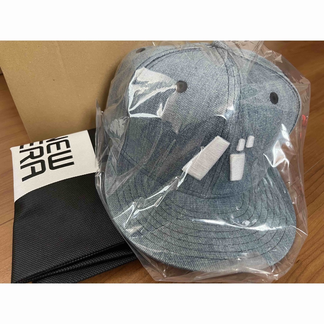 NEW ERA(ニューエラー)のバ DENIM CAP バナナマン× NEWERA L.BLU 9FIFTY エンタメ/ホビーのタレントグッズ(お笑い芸人)の商品写真