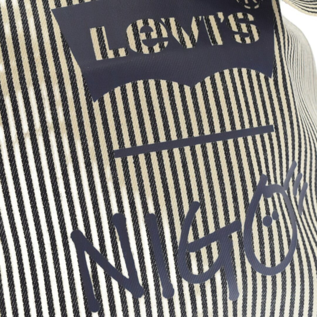 Levi's(リーバイス)のLevi's リーバイス ×NIGO HICKORY STRIPE ロゴプリントヒッコリーストライプデニムトートバッグ ホワイト/ネイビー メンズのバッグ(トートバッグ)の商品写真