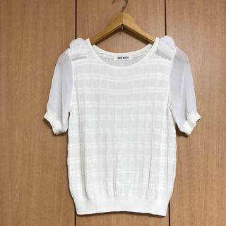 ミッシュマッシュ(MISCH MASCH)の美品　リボン　シフォン　白サマーニット　Ｍサイズ(カットソー(半袖/袖なし))