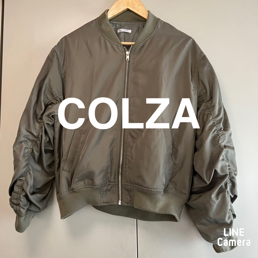 COLZA(コルザ)のコルザ　袖クシュクシュMAナイロン　カーキ　L レディースのジャケット/アウター(ブルゾン)の商品写真