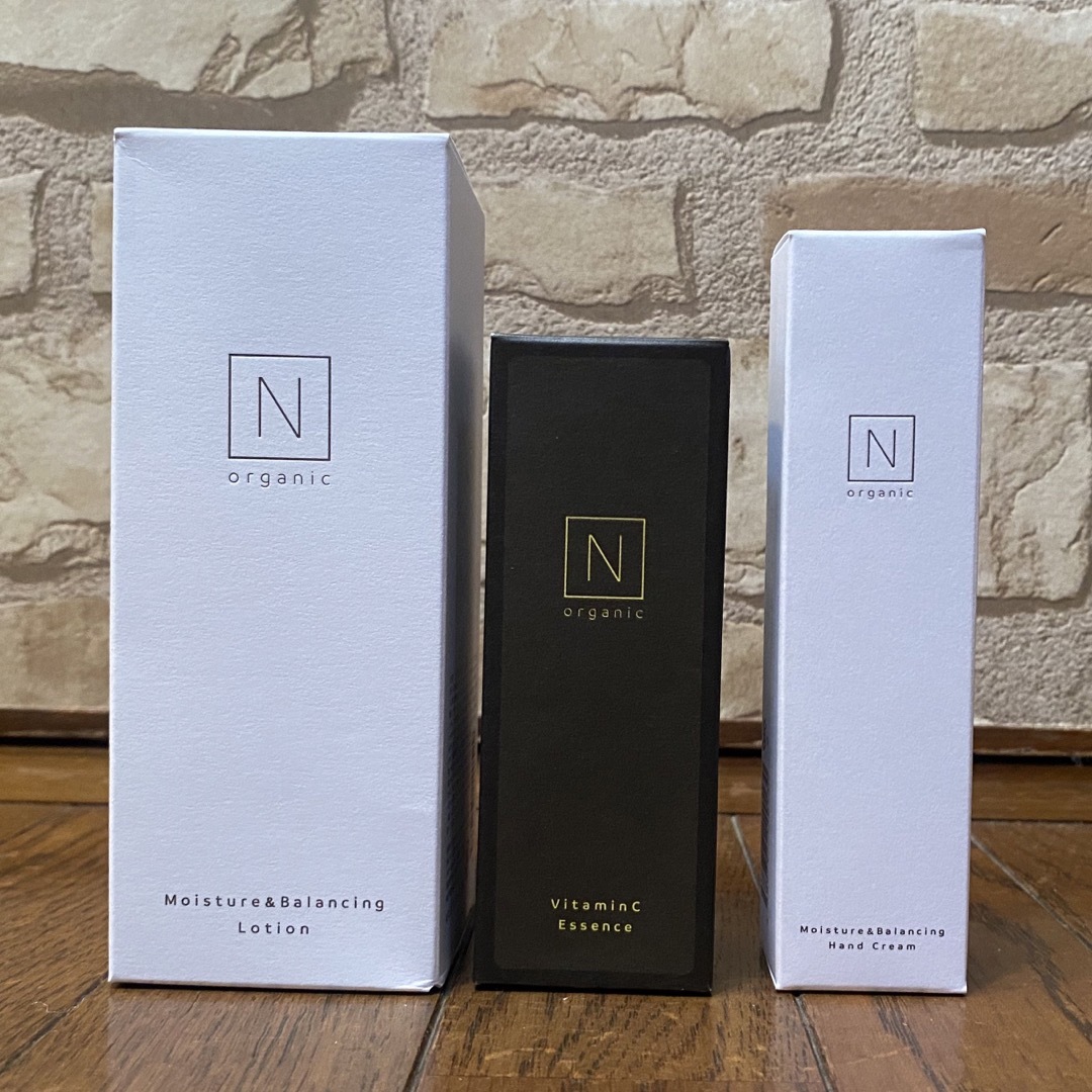 Nオーガニック Vie ローション・クリー厶・美容液・ハンドクリーム