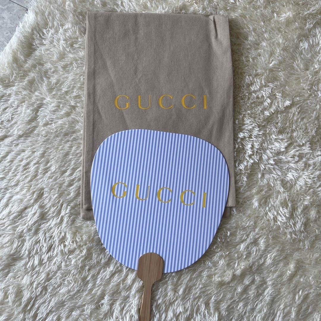 GUCCI - GUCCI うちわの通販 by brand love|グッチならラクマ GUCCI - GUCCI うちわの通販 by brand love|グッチならラクマ
