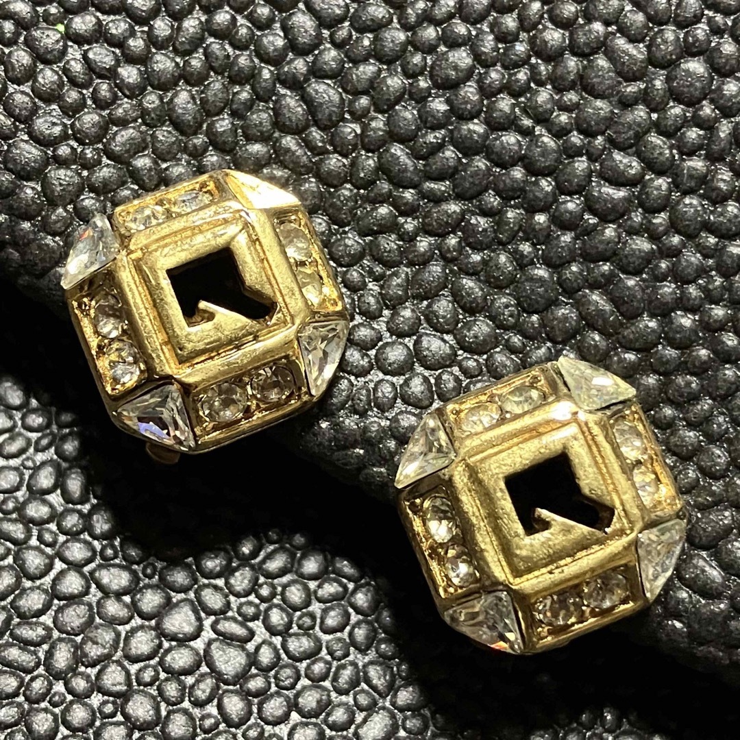 GIVENCHY - GIVENCHY ジバンシー イヤリング Gロゴ ラインストーン