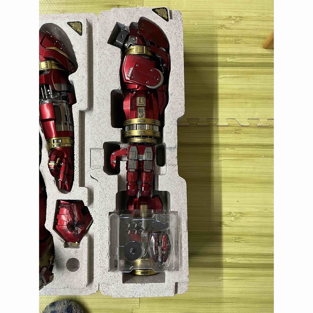 ホットトイズ ハルクバスター DXバージョン デラックス ホットトイズ ハルクバスター DXバージョン デラックス