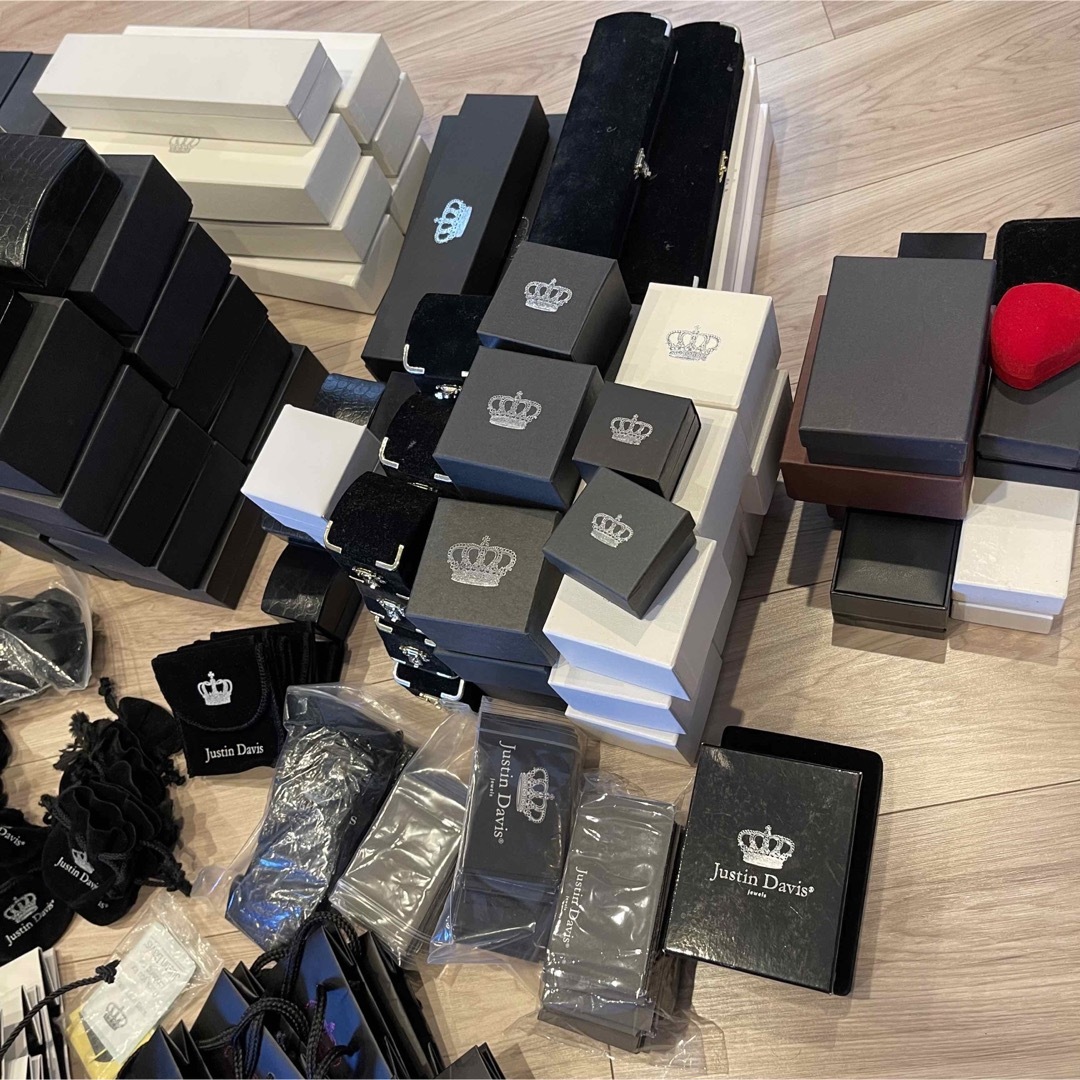 ◇JUSTIN DAVIS◇ケース、巾着袋、ショッパー◇まとめ売り ◇JUSTIN DAVIS◇ケース、巾着袋、ショッパー◇まとめ売り