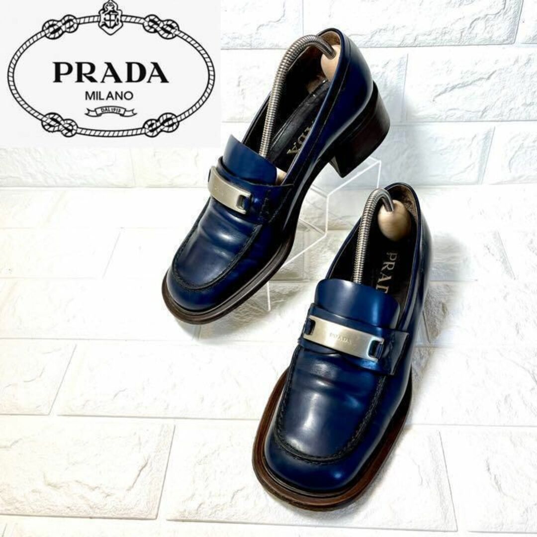 【美品】PRADA ネイビー　バックルローファー　プレート　ロゴプレート