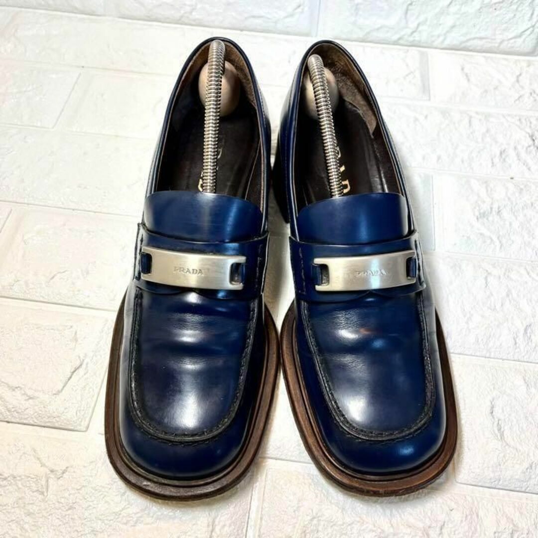 【美品】PRADA ネイビー バックルローファー プレート ロゴプレート