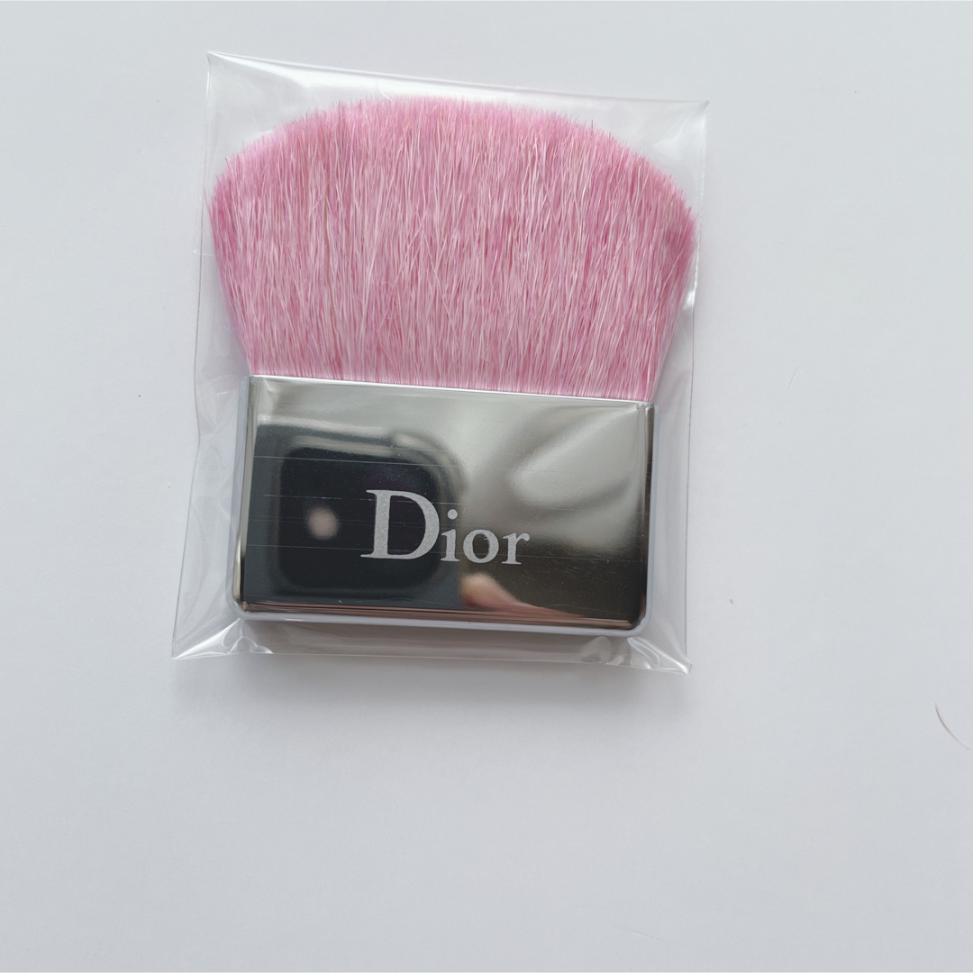 Dior(ディオール)の未使用DIORディオールフェイスパウダー&チーク002 コスメ/美容のベースメイク/化粧品(フェイスパウダー)の商品写真