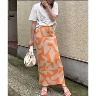 アメリヴィンテージ(Ameri VINTAGE)のMEDI CURVE ART TIGHT SKIRT(ロングスカート)