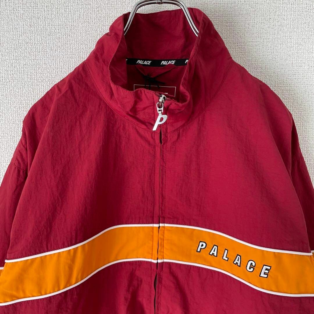 【新品タグ付き、背面ビッグ刺繍ロゴ】PALACEナイロンジャケット赤XL長袖