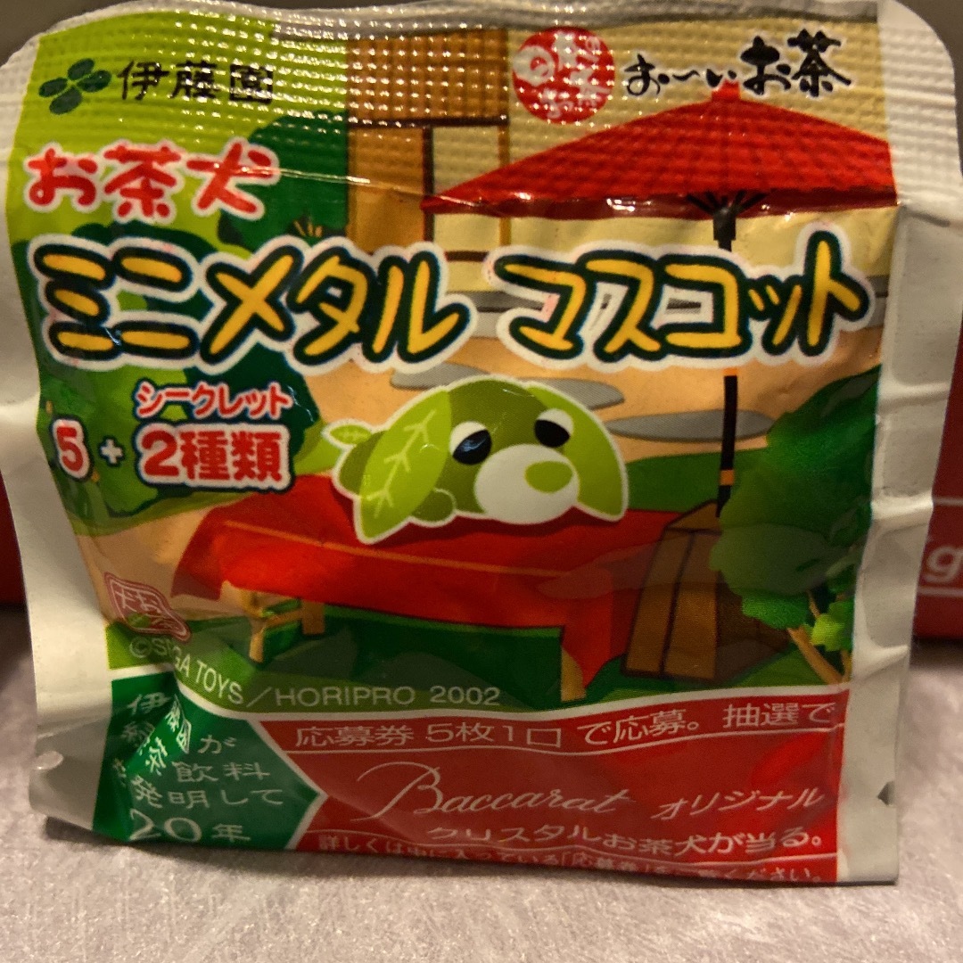 伊藤園(イトウエン)のお茶犬メタルマスコットまとめて約60個 エンタメ/ホビーのコレクション(ノベルティグッズ)の商品写真