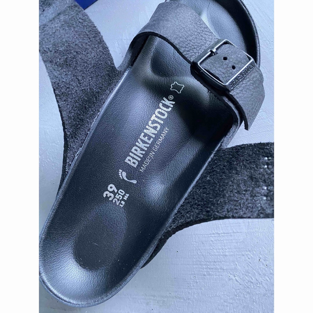 BIRKENSTOCK(ビルケンシュトック)のBIRKENSTOCK Arizona ビルケンシュトック アリゾナ レザー レディースの靴/シューズ(サンダル)の商品写真