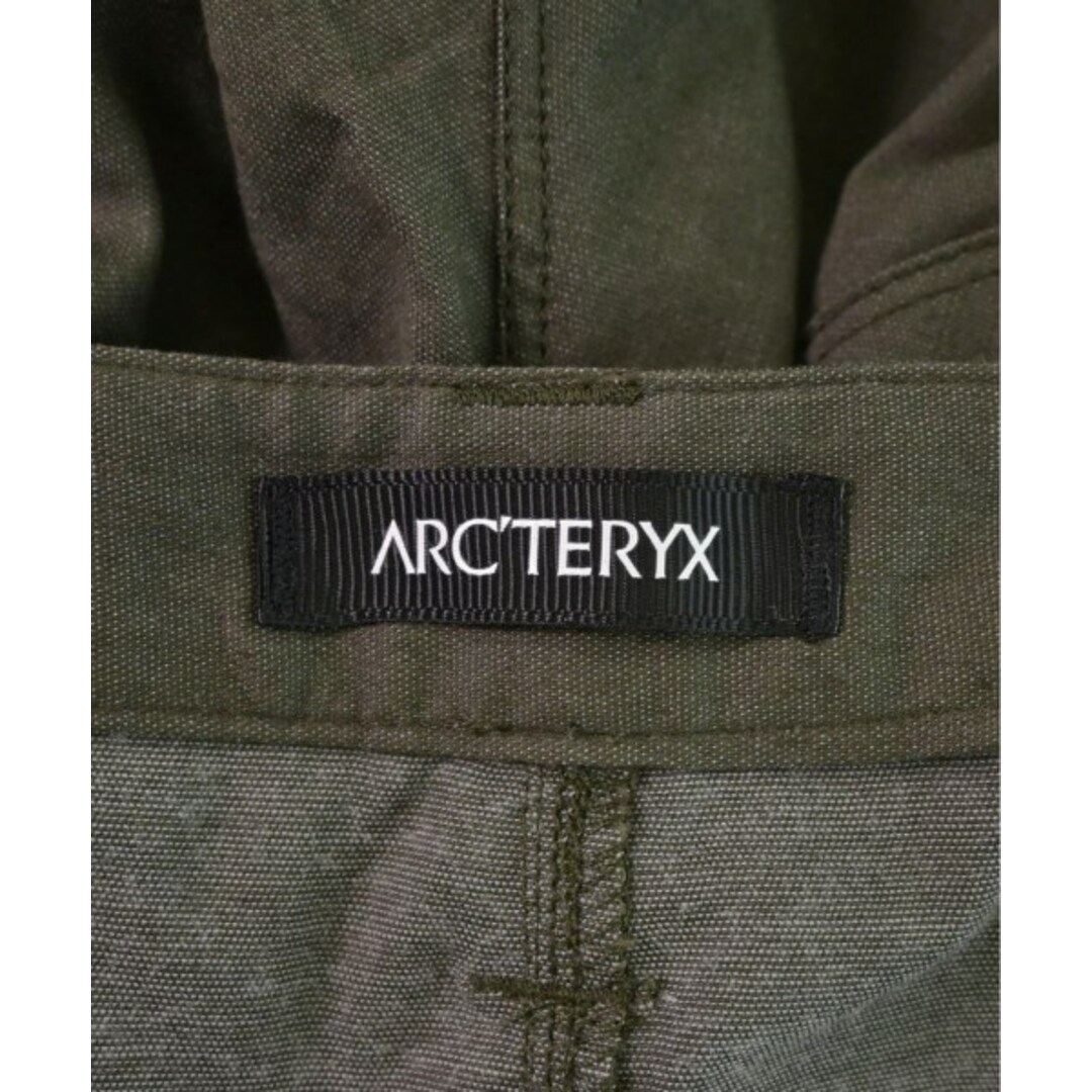 ARC'TERYX(アークテリクス)のARC'TERYX アークテリクス パンツ（その他） 0(XS位) カーキ 【古着】【中古】 レディースのパンツ(その他)の商品写真