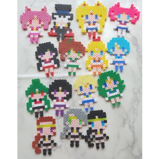 セーラームーン ハンドメイド アイロンビーズ(キャラクターグッズ)