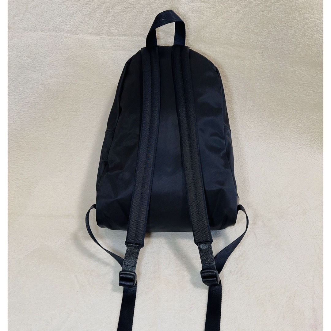 LONGCHAMP(ロンシャン)の未使用☆ロンシャン ル プリアージュネオ リュック バックパック Ｍ 黒 レディースのバッグ(リュック/バックパック)の商品写真