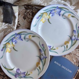 ロイヤルドルトン(Royal Doulton)の英国製 ROYAL DOULTON …LADY WOOD ケーキプレート ペア(食器)