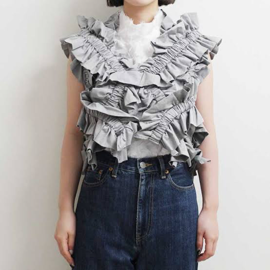 HOUGA 全サイト完売Kiki frill vest - nayaabhaandi.com