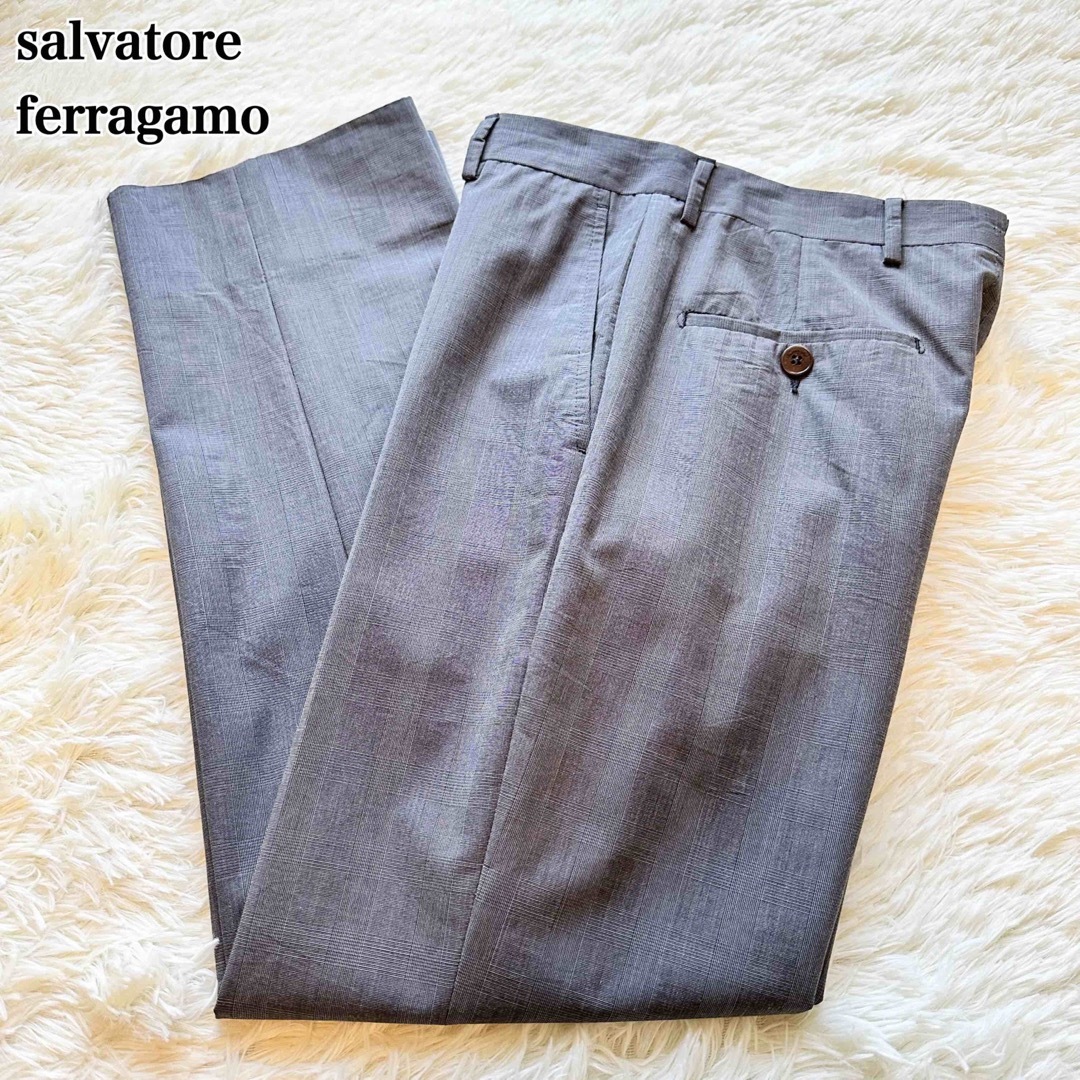 直売卸値 Salvatore Ferragamo ウールタックスラックス 黒/W460