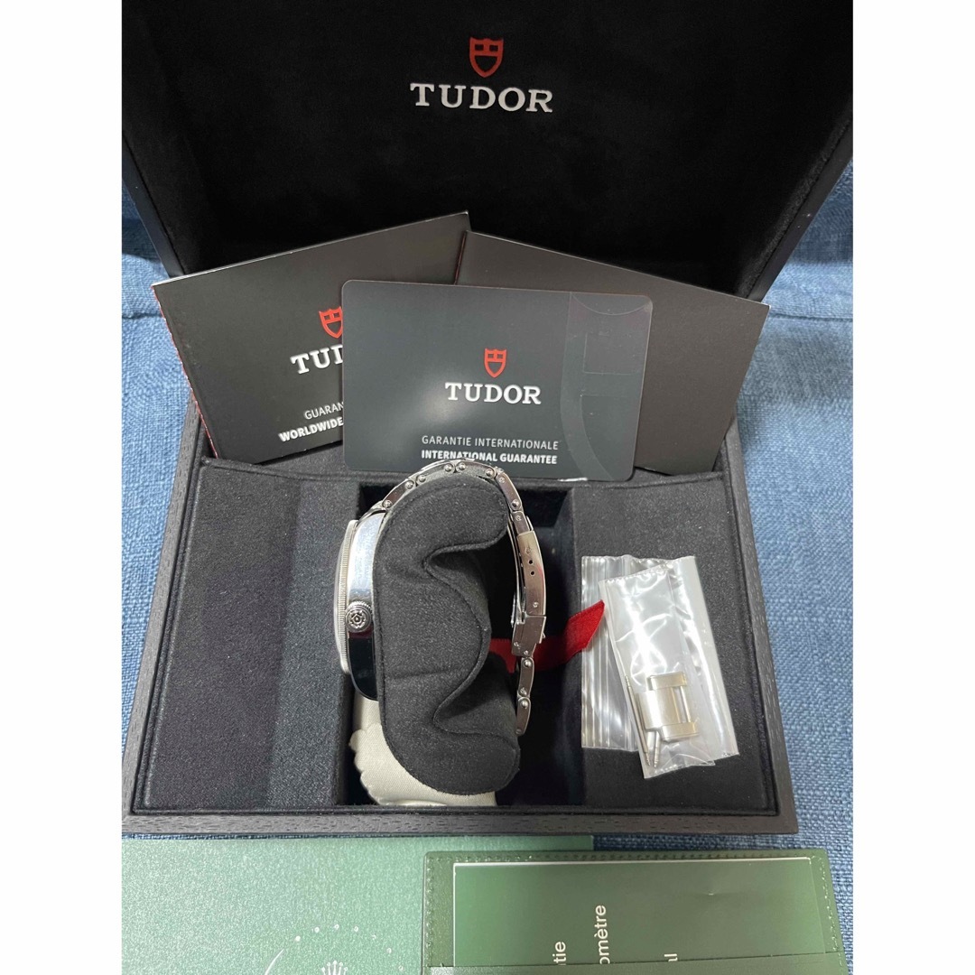 チューダー　TUDOR 79030B