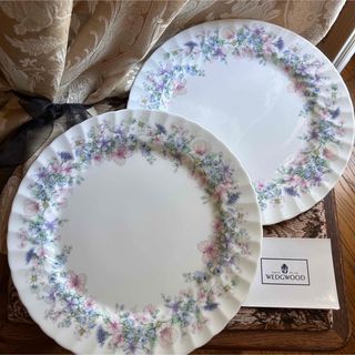 ウェッジウッド(WEDGWOOD)の英国製 Wedgwood Angela パステル 淡い色彩のお花❁﻿プレート大(食器)