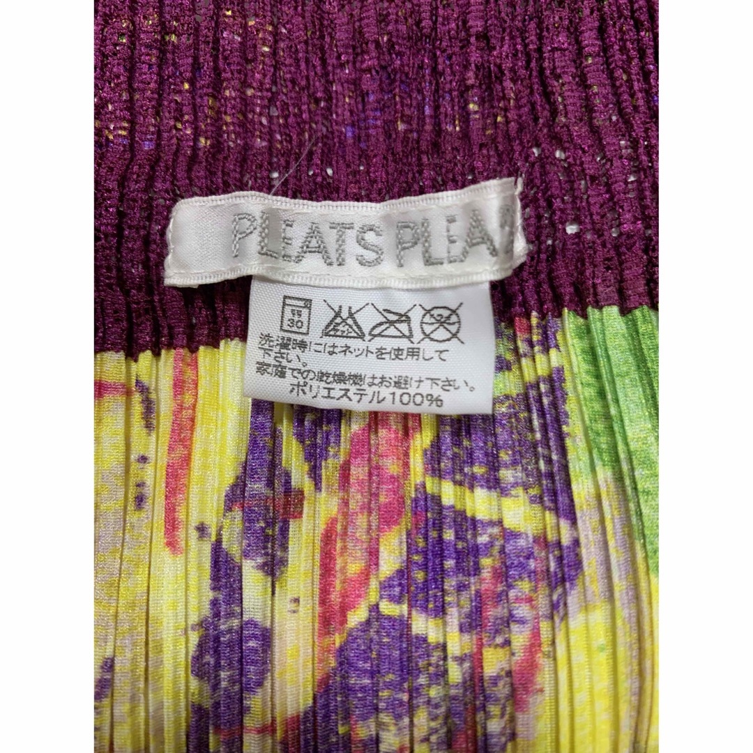 PLEATS PLEASE ISSEY MIYAKE(プリーツプリーズイッセイミヤケ)のPLEATS PLEASE プリーツプリーズ　スカート レディースのスカート(ひざ丈スカート)の商品写真