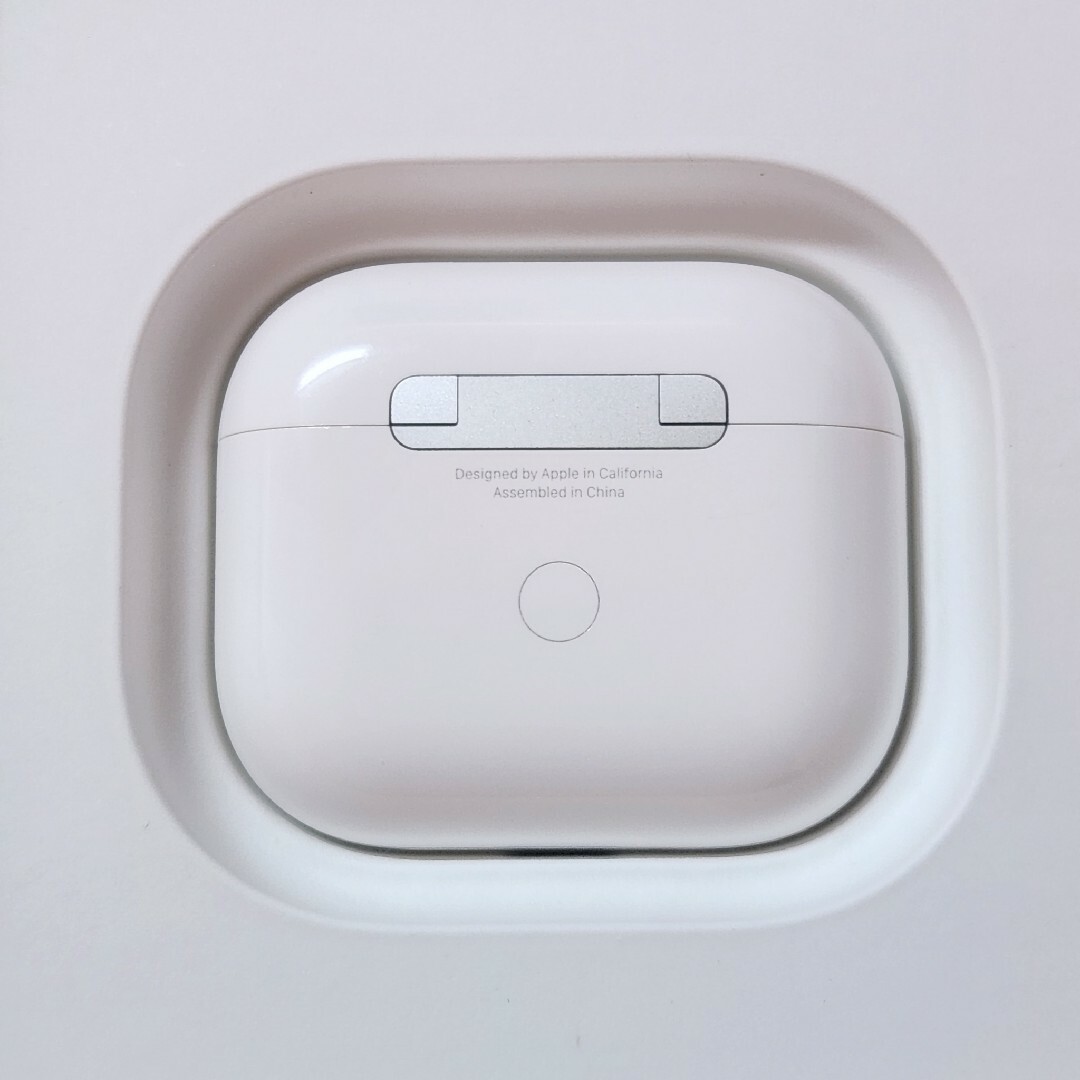 ヘッドフォン/イヤフォン【美品】Apple正規品　AirPods 第3世代　充電ケース　充電器　第三世代