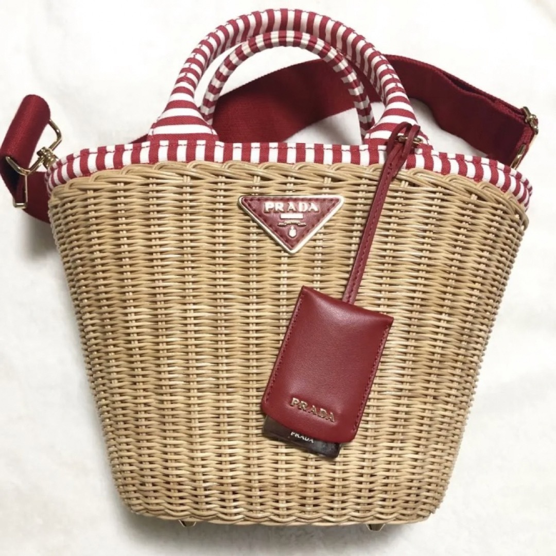 【新品・希少】正規品 ♡ PRADA プラダ ♡ ウィッカー カゴバック