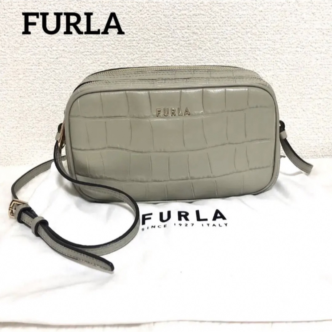 【美品】FURLA フルラ 型押し加工　ショルダーバッグ　りり　本革　レザー