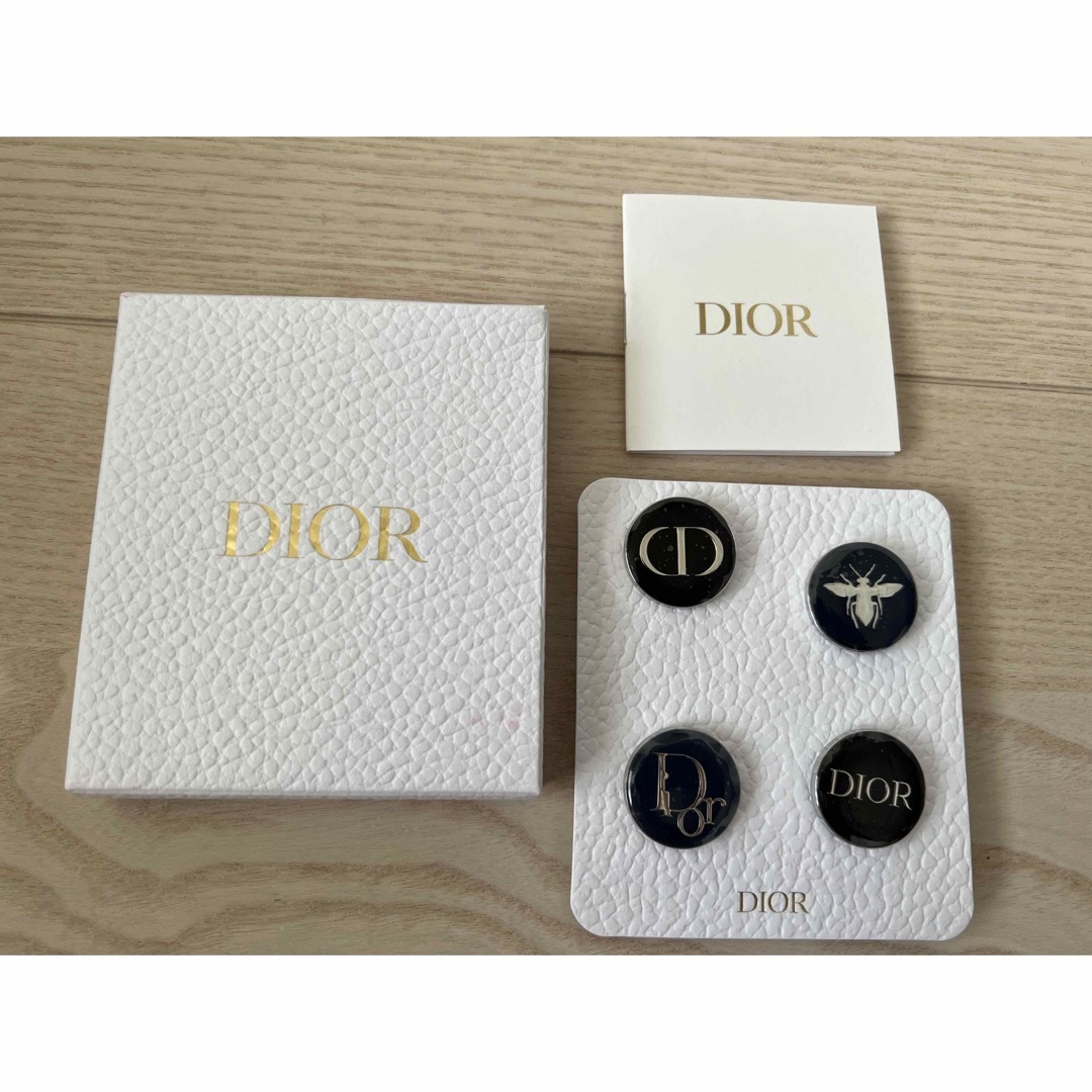 Dior Dior 非売品ブローチ 2022ノベルティーの通販 by M's shop｜ディオールならラクマ