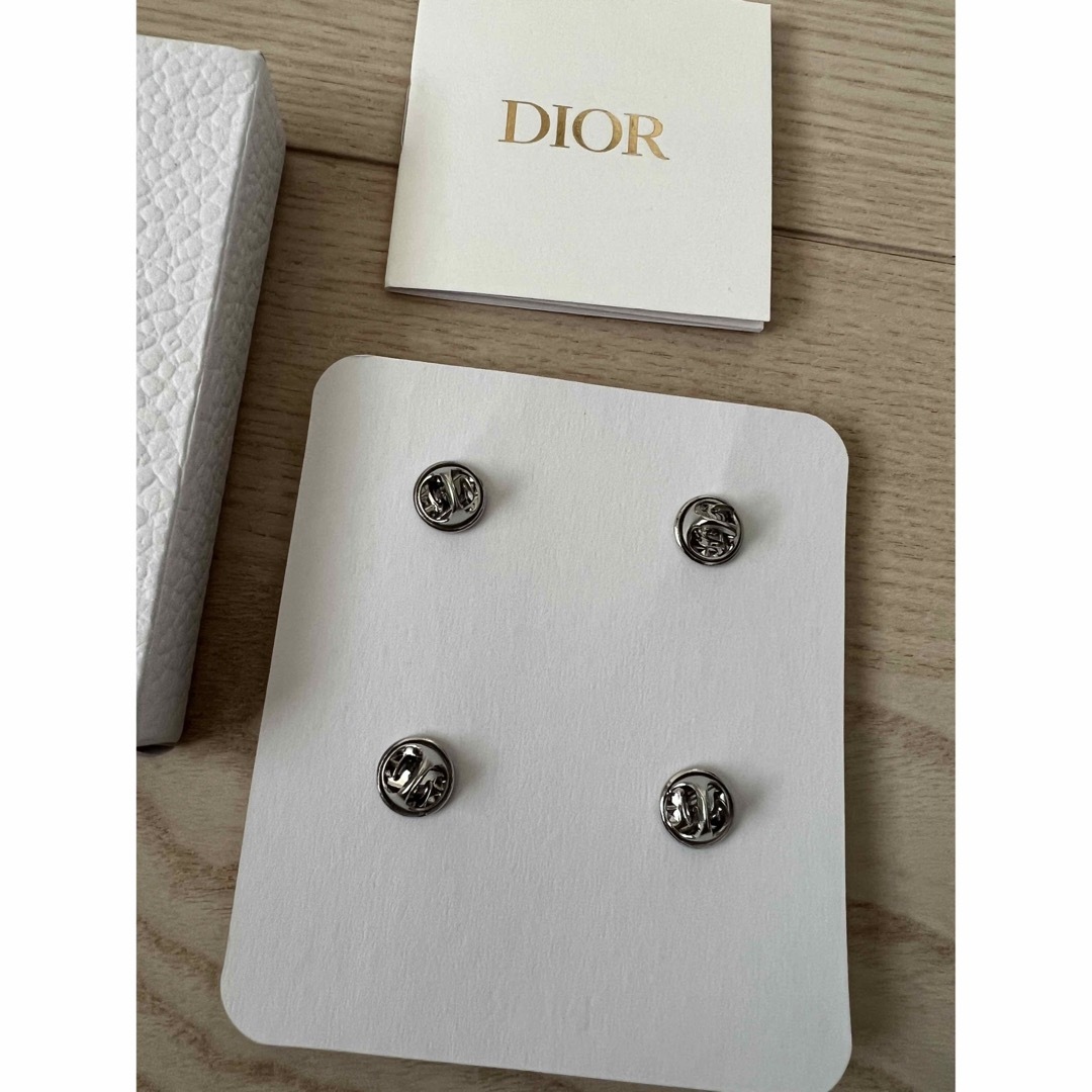Dior   Dior 非売品ブローチ ノベルティーの通販 by M's shop