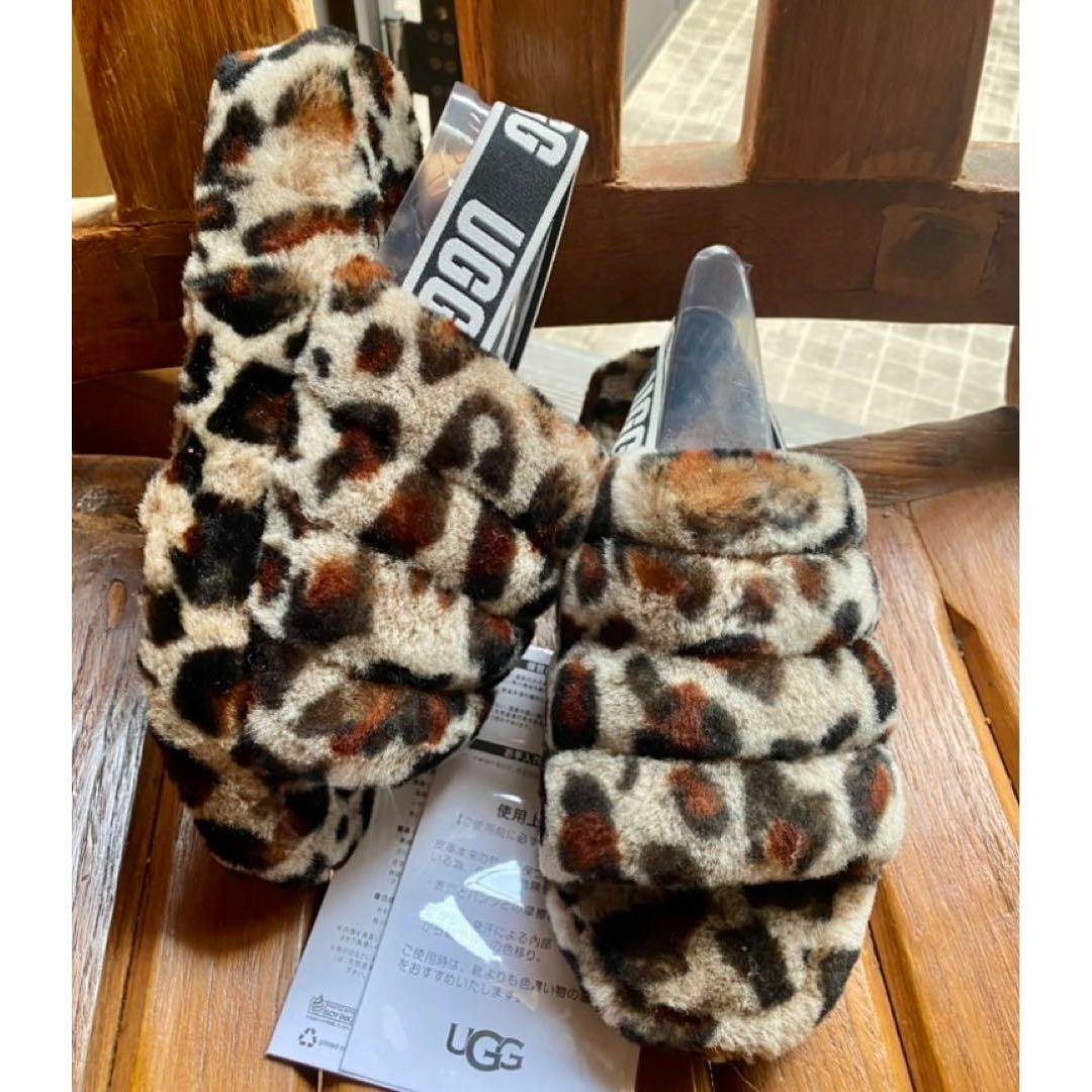 UGG(アグ)の完売しました。。。✨新品✨③23⇒～24✨UGG✨FLUFF YEAH✨レオパ柄 レディースの靴/シューズ(サンダル)の商品写真