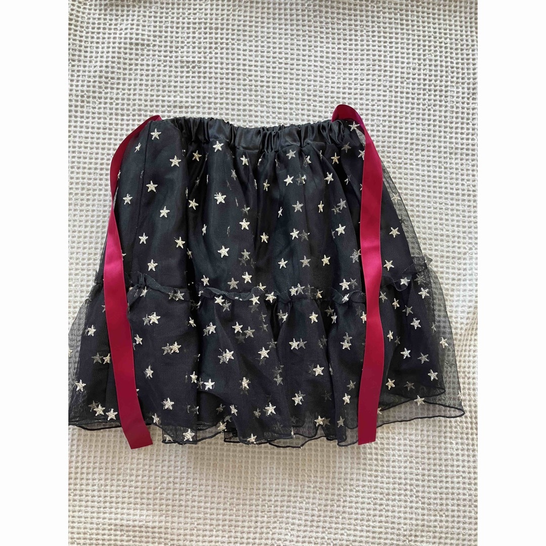 黒チュール　ゴールド星刺繍スカート キッズ/ベビー/マタニティのキッズ服女の子用(90cm~)(スカート)の商品写真