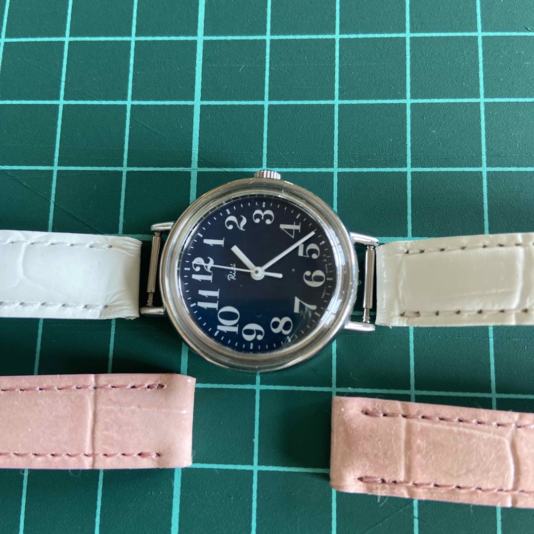 ALBA(アルバ)の時計ベルト　ピンク、ホワイト2本セット レディースのファッション小物(腕時計)の商品写真