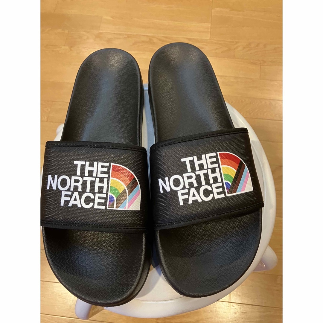 THE NORTH FACE(ザノースフェイス)のTHE NORTH FACE Base Camp Slide size 30cm メンズの靴/シューズ(サンダル)の商品写真