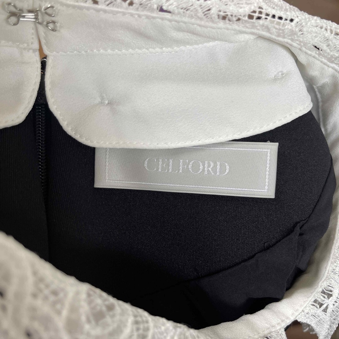 CELFORD(セルフォード)の新品　CELFORD セルフォード　レースカラー付きポンチワンピース レディースのワンピース(ひざ丈ワンピース)の商品写真