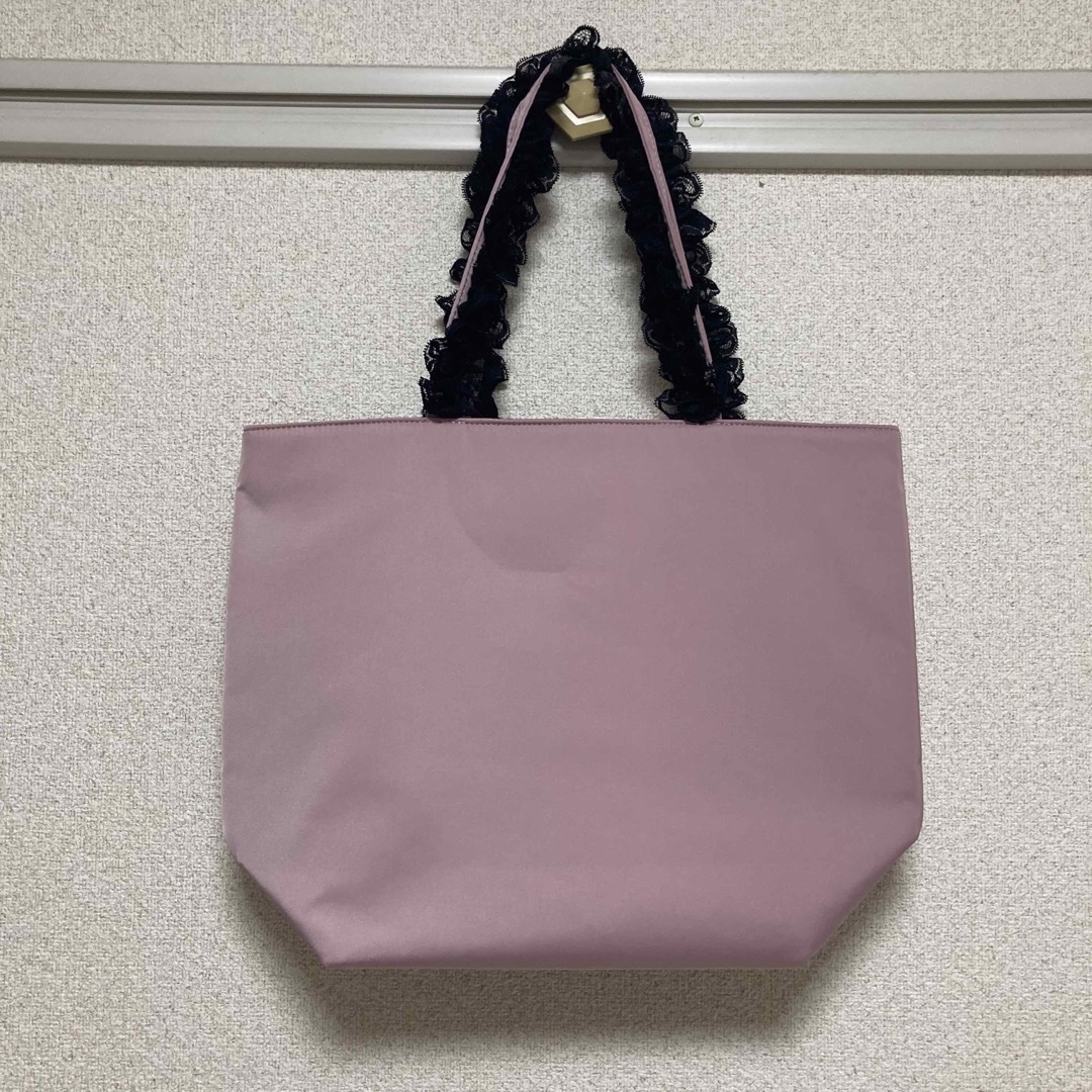 Maison de FLEUR(メゾンドフルール)の【pink♡様】フリルトートバッグ レディースのバッグ(トートバッグ)の商品写真