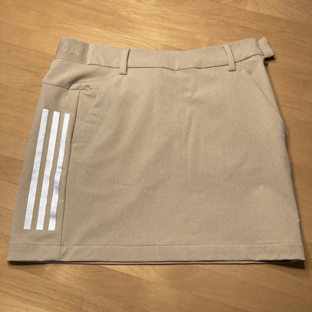 美品⭐︎ゴルフウェア　スカート　adidas M