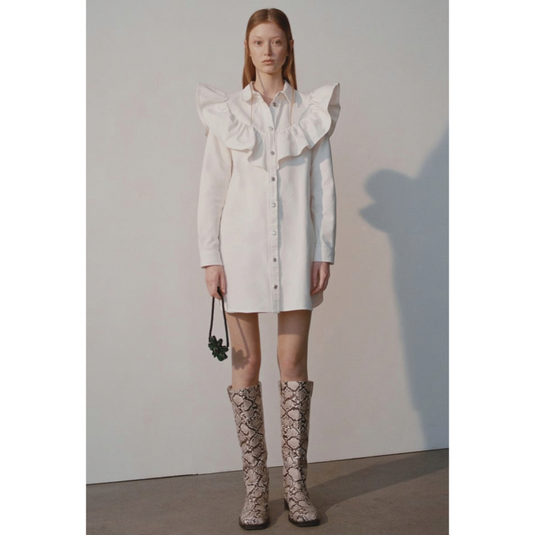 ZARA - 新品☆ZARA ザラ デニムワンピース ホワイト Sの通販 by ZARA - 新品☆ZARA ザラ デニムワンピース ホワイト Sの通販 by