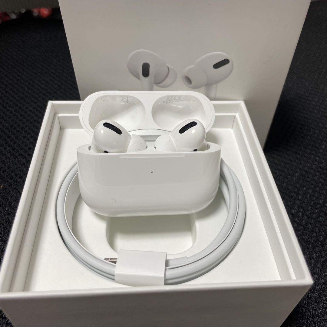 AirPods pro ほぼ新品