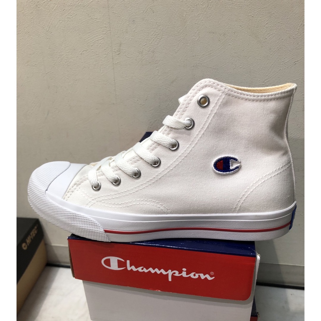 Champion(チャンピオン)の値下げ新品/未使用チャンピオン/センターコートスニーカー/ハイカット23.0 レディースの靴/シューズ(スニーカー)の商品写真