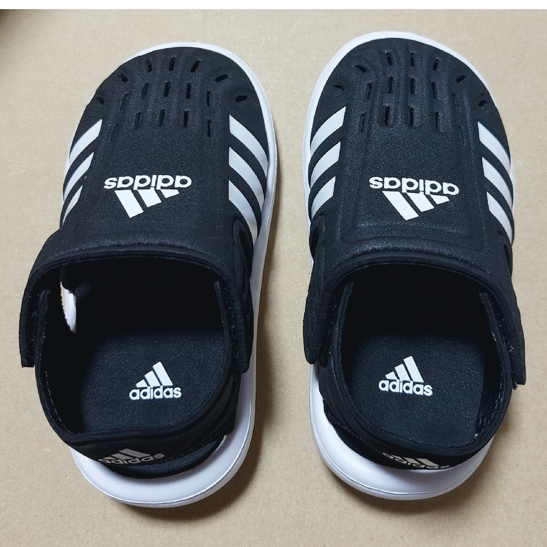 adidas(アディダス)のアディダス　adidas   キッズ　サンダル キッズ/ベビー/マタニティのベビー靴/シューズ(~14cm)(サンダル)の商品写真