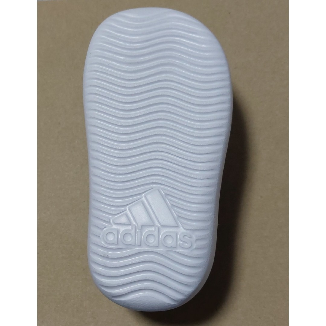 adidas(アディダス)のアディダス　adidas   キッズ　サンダル キッズ/ベビー/マタニティのベビー靴/シューズ(~14cm)(サンダル)の商品写真