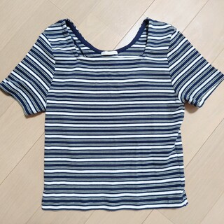 ユニクロ(UNIQLO)のTシャツ　ボーダー　柄(Tシャツ(長袖/七分))
