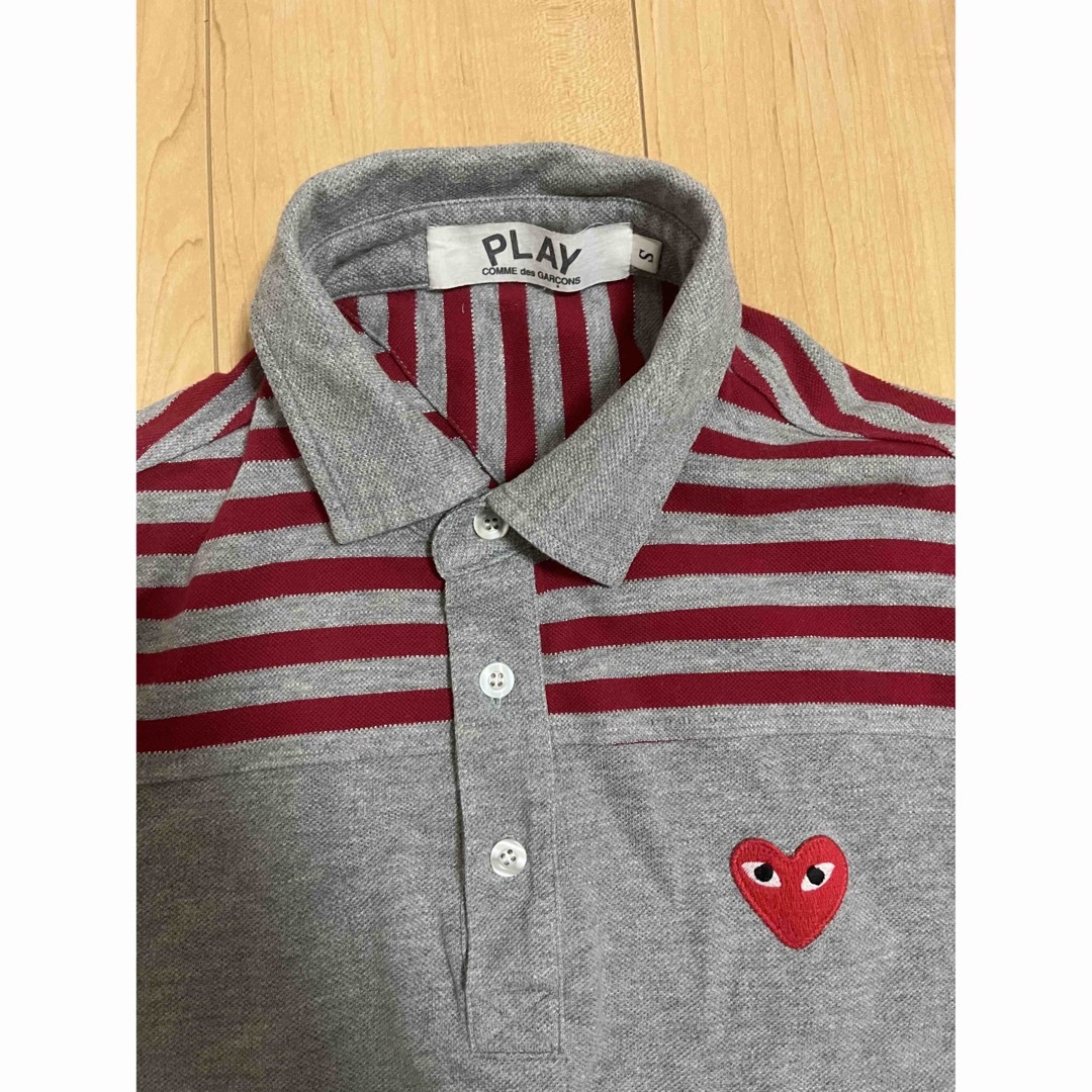 COMME des GARCONS(コムデギャルソン)のコムデギャルソン　play 半袖ボーダーポロシャツ　Sサイズ メンズのトップス(ポロシャツ)の商品写真